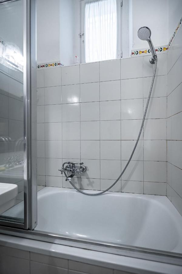 Roommo D'azeglio * Florencia